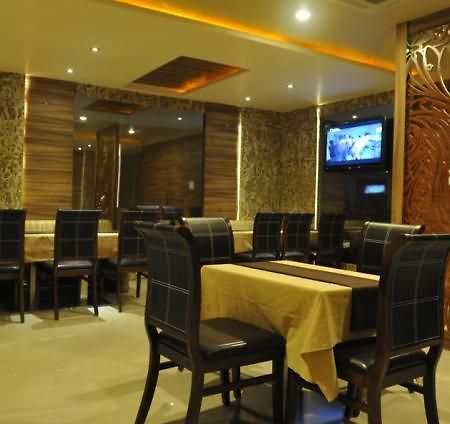 Hotel Data Inn Ajmer Bagian luar foto